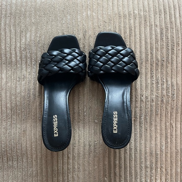 Express Women's Black Braided Kitten Heels - Picture 1 of 5